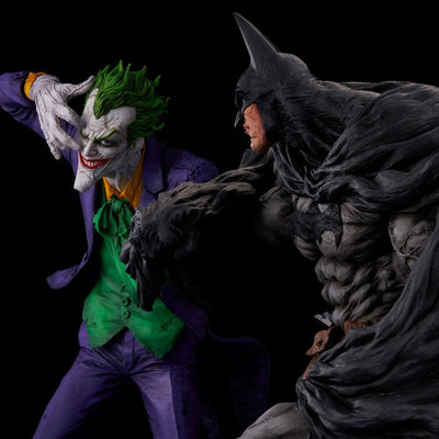DC Comics Sofbinal Soft Vinyl Statue The Joker Laughing Purple Ver. 30cm - Scale Statue - Union Creative - Hobby Figures UK