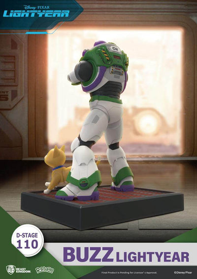 Lightyear D-Stage PVC Diorama Buzz Lightyear 15cm - Scale Statue - Beast Kingdom Toys - Hobby Figures UK