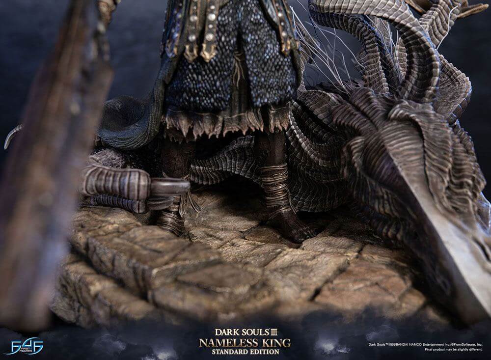 Dark Souls III Resin Statue Nameless King 70cm - Scale Statue - First 4 Figures - Hobby Figures UK