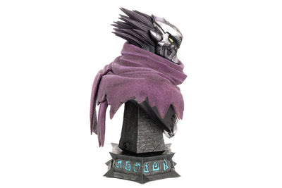 Darksiders Grand Scale Bust Strife 37cm - Scale Statue - First 4 Figures - Hobby Figures UK