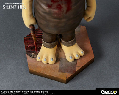 Dead By Daylight - Silent Hill Chapter Statue 1/6 Robbie the Rabbit Yellow Version 34cm - Scale Statue - Gecco - Hobby Figures UK