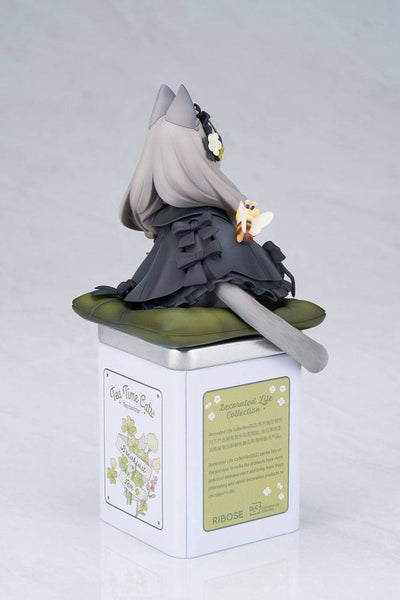 Decorated Life Collection PVC Statue Tea Time Cats British Shorthair 18cm - Scale Statue - Ribose - Hobby Figures UK