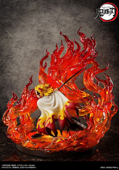 Demon Slayer: Kimetsu no Yaiba Statue 1/4 Kyojuro Rengoku Complete Edition 72cm - Scale Statue - FREEing - Hobby Figures UK