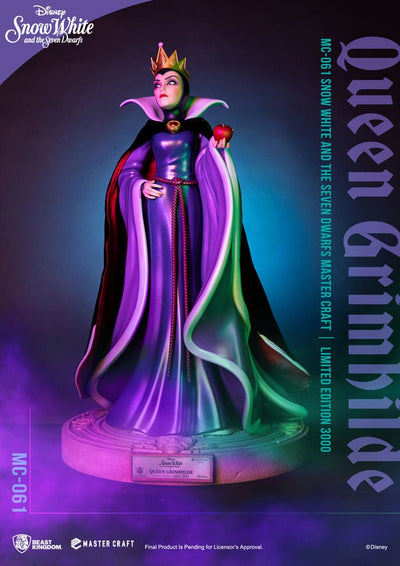Disney Snow White and the Seven Dwarfs Master Craft Statue Queen Grimhilde 41cm - Scale Statue - Beast Kingdom Toys - Hobby Figures UK