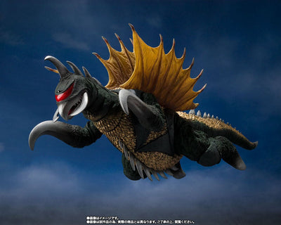 Godzilla vs. Gigan S.H. MonsterArts Action Figure Gigan 16cm - Action Figures - Bandai Tamashii Nations - Hobby Figures UK