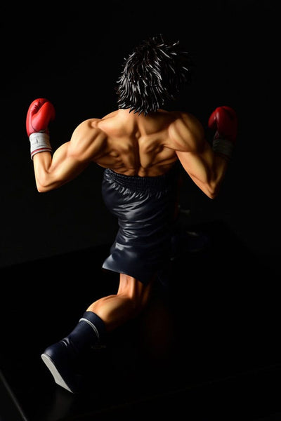 Hajime no Ippo PVC Statue 1/6 Takeshi Sendou Finish Blow 29cm - Scale Statue - Orca Toys - Hobby Figures UK