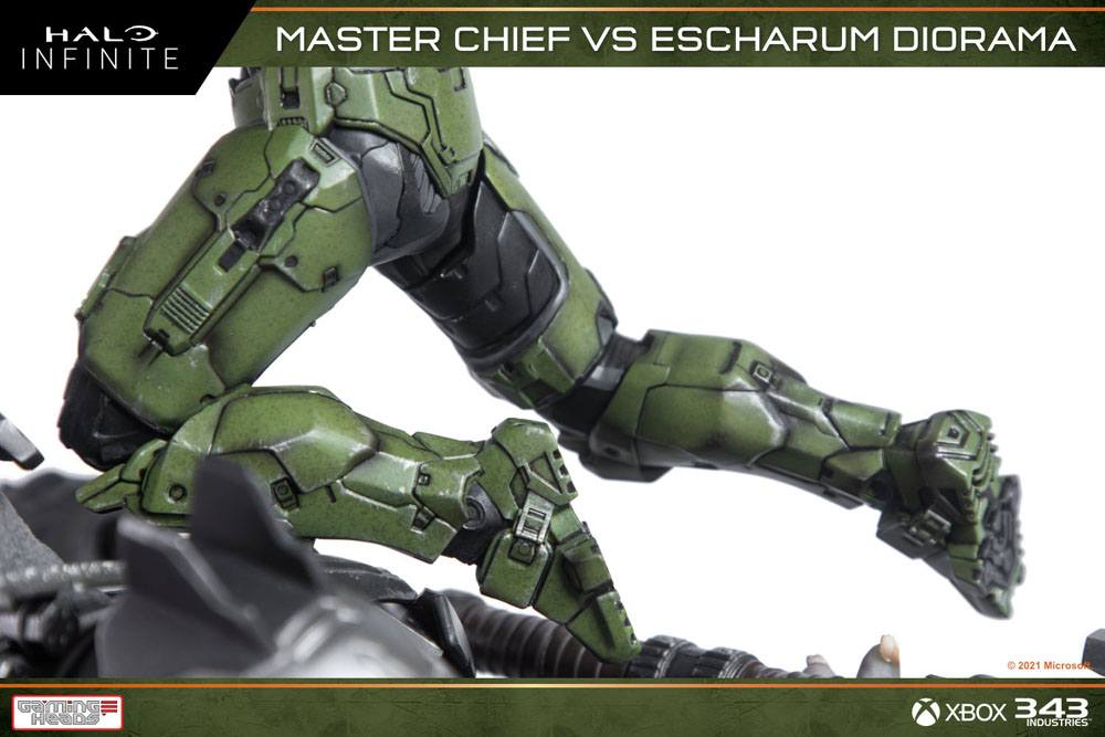 Halo: Infinite Diorama 1/8 Master Chief vs. Escharum 31cm - Scale Statue - Gaming Heads - Hobby Figures UK