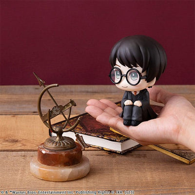 Harry Potter Look Up PVC Statue Harry Potter 11cm - Scale Statue - Megahouse - Hobby Figures UK