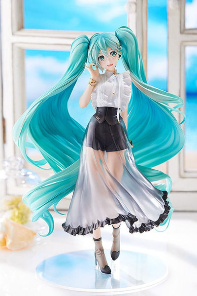 Hatsune Miku Characters PVC Statue 1/6 Hatsune Miku: NT Style Casual Wear Ver. 28cm - Scale Statue - Good Smile Company - Hobby Figures UK