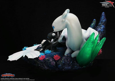 How To Train Your Dragon Statue 1/6 Light Fury & Night Lights 36cm - Scale Statue - Taka Corp Studio - Hobby Figures UK