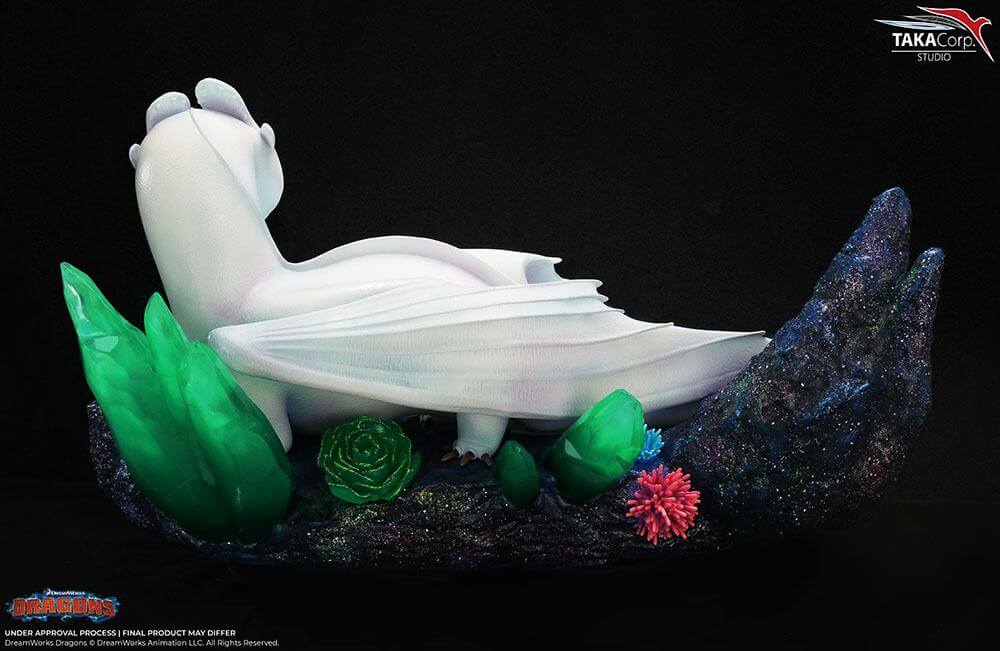 How To Train Your Dragon Statue 1/6 Light Fury & Night Lights 36cm - Scale Statue - Taka Corp Studio - Hobby Figures UK