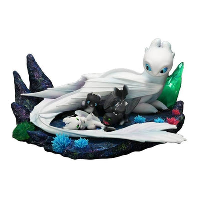 How To Train Your Dragon Statue 1/6 Light Fury & Night Lights 36cm - Scale Statue - Taka Corp Studio - Hobby Figures UK