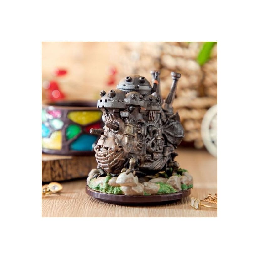 Howl's Moving Castle Diorama / Storage Box Howl's castle - Scale Statue - Semic - Hobby Figures UK