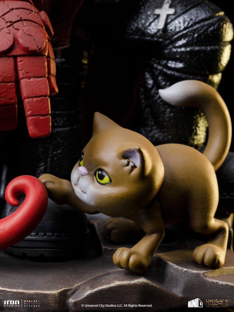 Hellboy II Golden Army Mini Co. PVC Figure Hellboy 15cm - Mini Figures - Iron Studios - Hobby Figures UK