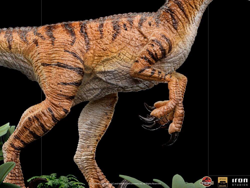 Jurassic World The Lost World Deluxe Art Scale Statue 1/10 Velociraptor 18cm - Scale Statue - Iron Studios - Hobby Figures UK