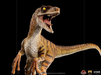Jurassic World The Lost World Deluxe Art Scale Statue 1/10 Velociraptor 18cm - Scale Statue - Iron Studios - Hobby Figures UK
