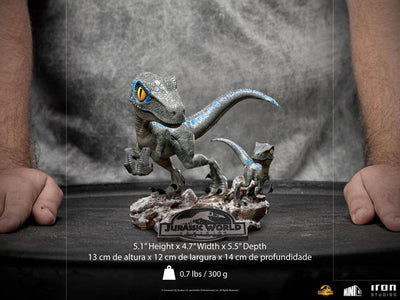 Jurassic World Dominion Mini Co. PVC Figure Blue and Beta 13cm - Mini Figures - Iron Studios - Hobby Figures UK