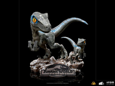 Jurassic World Dominion Mini Co. PVC Figure Blue and Beta 13cm - Mini Figures - Iron Studios - Hobby Figures UK