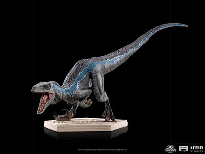 Jurassic World Fallen Kingdom Art Scale Statue 1/10 Blue 19cm - Scale Statue - Iron Studios - Hobby Figures UK