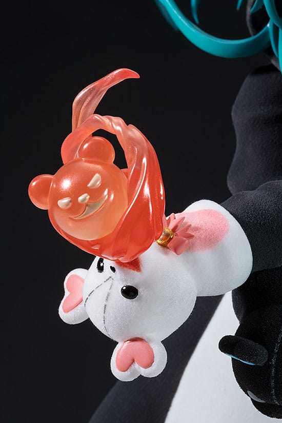 Kuma Kuma Kuma Bear Punch! PVC Statue 1/7 Yuna Special Set 23cm - Scale Statue - Kadokawa - Hobby Figures UK