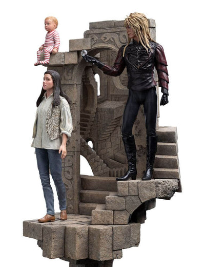 Labyrinth Statue 1/6 Sarah & Jareth in the Illusionary Maze 57cm - Scale Statue - Weta Workshop - Hobby Figures UK