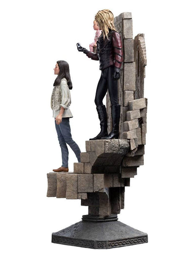 Labyrinth Statue 1/6 Sarah & Jareth in the Illusionary Maze 57cm - Scale Statue - Weta Workshop - Hobby Figures UK
