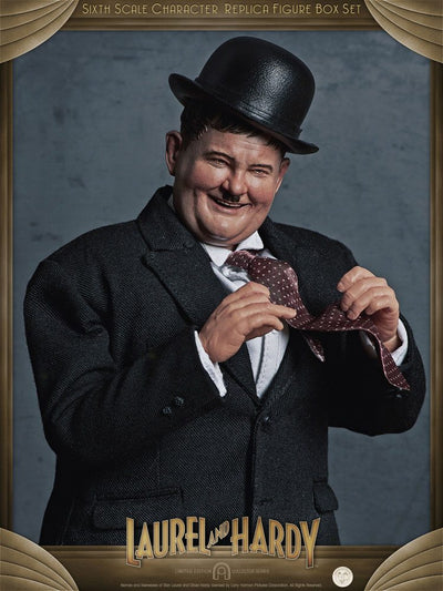 Laurel & Hardy Action Figure 2-Pack 1/6 Classic Suits Limited Edition 30-33cm - Action Figures - BIG Chief Studios - Hobby Figures UK