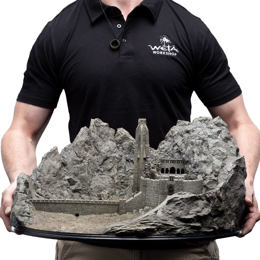 Lord of the Rings Statue Helm's Deep 27cm - Scale Statue - Weta Workshop - Hobby Figures UK
