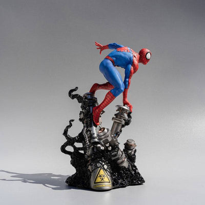 Marvel Comics Amazing Art Statue 1/10 Amazing Spider-Man 22cm - Scale Statue - Semic - Hobby Figures UK