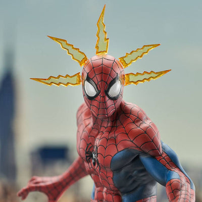 Marvel Comics Bust 1/7 Spider-Man 15cm - Scale Statue - Gentle Giant - Hobby Figures UK