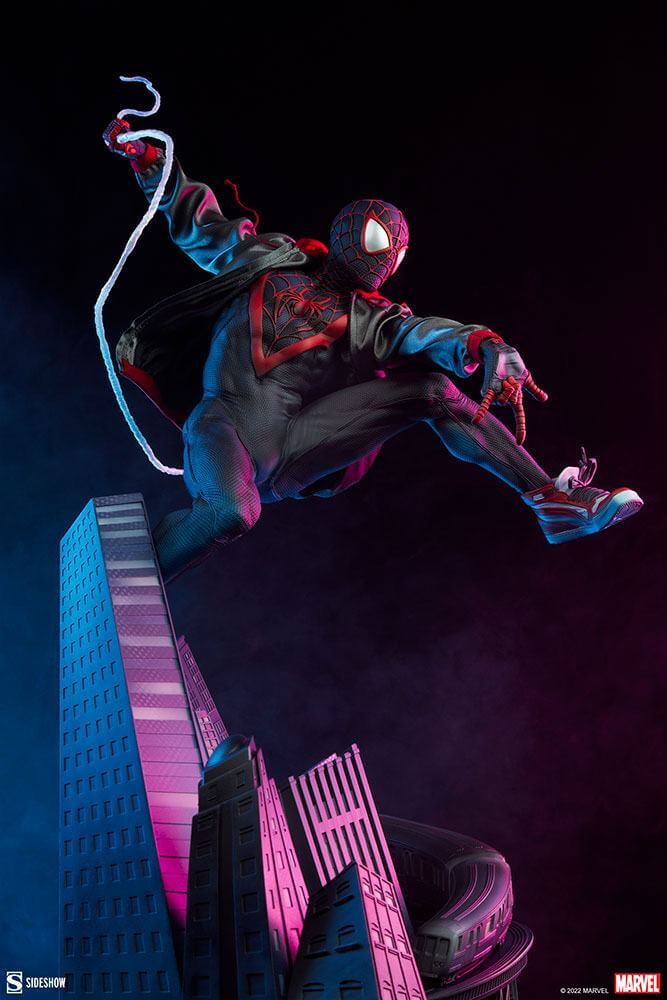 Marvel Premium Format Statue Miles Morales 60cm - Scale Statue - Sideshow Collectibles - Hobby Figures UK