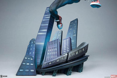 Marvel Premium Format Statue Miles Morales 60cm - Scale Statue - Sideshow Collectibles - Hobby Figures UK