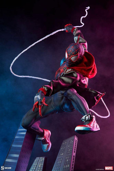 Marvel Premium Format Statue Miles Morales 60cm - Scale Statue - Sideshow Collectibles - Hobby Figures UK