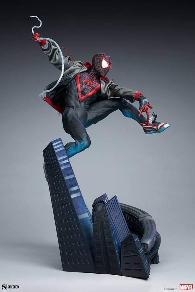 Marvel Premium Format Statue Miles Morales 60cm - Scale Statue - Sideshow Collectibles - Hobby Figures UK