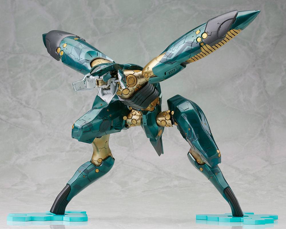 Metal Gear Solid 4 Plastic Model Kit 1/100 Metal Gear Ray 21cm - Model Kit - Kotobukiya - Hobby Figures UK
