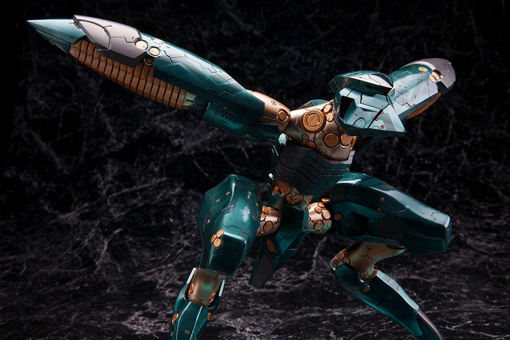 Metal Gear Solid 4 Plastic Model Kit 1/100 Metal Gear Ray 21cm - Model Kit - Kotobukiya - Hobby Figures UK