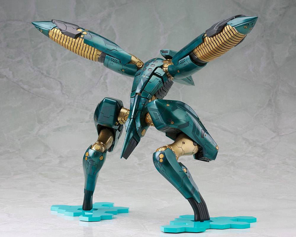 Metal Gear Solid 4 Plastic Model Kit 1/100 Metal Gear Ray 21cm - Model Kit - Kotobukiya - Hobby Figures UK