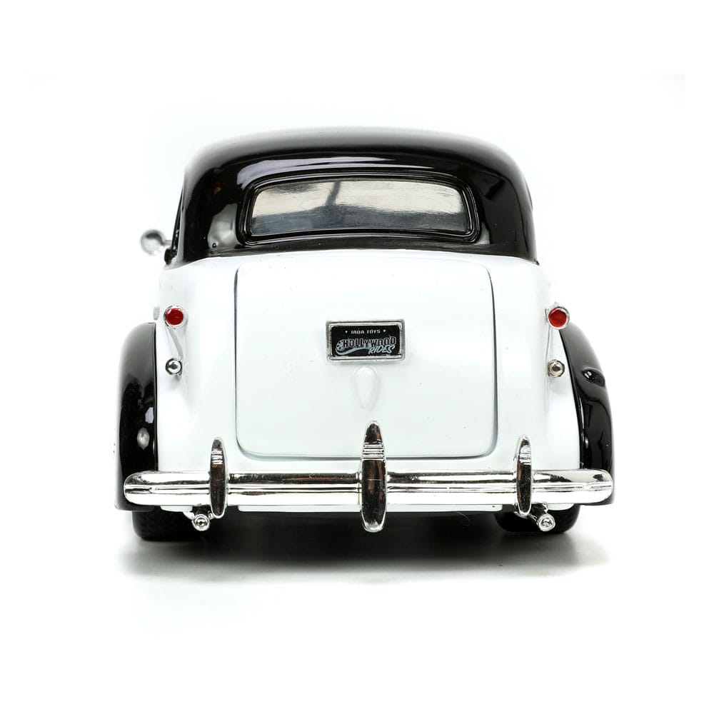 Monopoly Hollywood Rides Diecast Model 1/24 1939 Chevrolet Master Deluxe with Monopoly Figure - Action Figures - Jada Toys - Hobby Figures UK