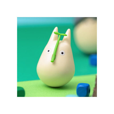 My Neighbor Totoro Round Bottomed Figurine Small Totoro with leaf 5cm - Scale Statue - Semic - Hobby Figures UK