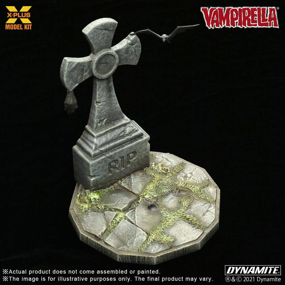 Vampirella Plastic Model Kit pre-painted 1/8 Vampirella 23cm - Model Kit - X-Plus - Hobby Figures UK