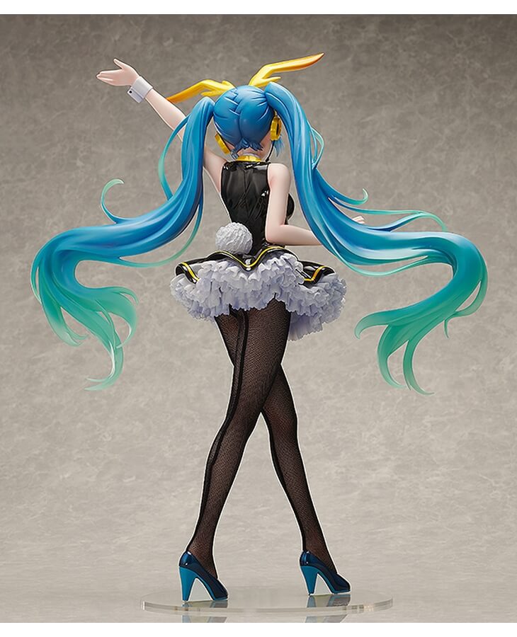 Hatsune Miku Project DIVA Arcade Statue 1/4 Hatsune Miku My Dear Bunny Ver. 46cm - Scale Statue - FREEing - Hobby Figures UK