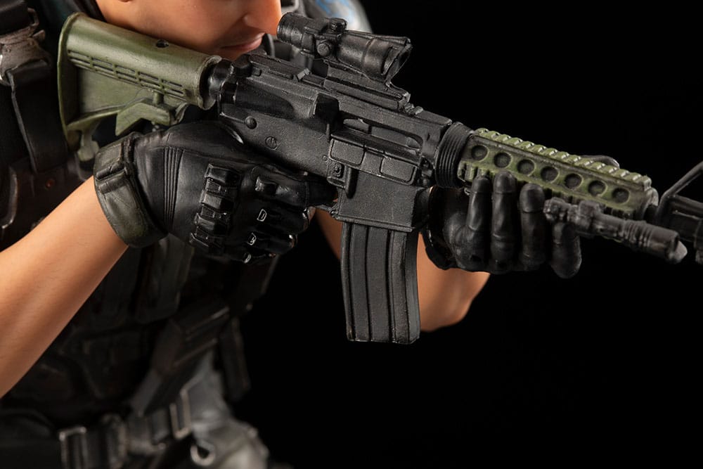 Resident Evil: Vendetta Statue 1/6 Chris Redfield 28cm - Scale Statue - Kotobukiya - Hobby Figures UK