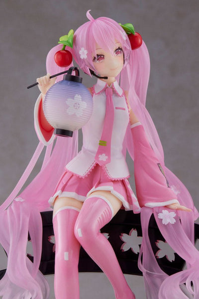 Sakura Miku AMP+ PVC Statue Sakura Lantern Ver. 20cm - Scale Statue - Taito - Hobby Figures UK