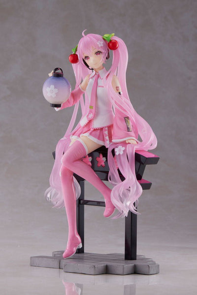 Sakura Miku AMP+ PVC Statue Sakura Lantern Ver. 20cm - Scale Statue - Taito - Hobby Figures UK