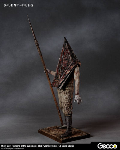 Silent Hill 2 Statue 1/6 Misty Day, Remains of Judgement - Red Pyramid Thing 34cm - Scale Statue - Gecco - Hobby Figures UK