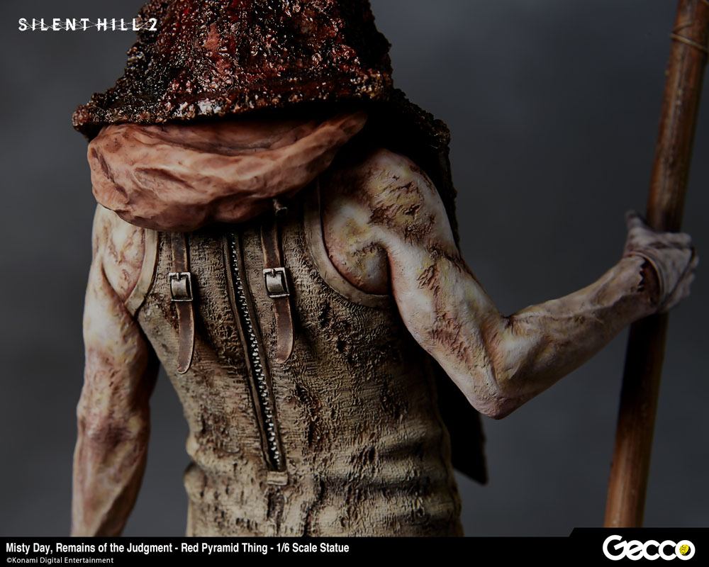Silent Hill 2 Statue 1/6 Misty Day, Remains of Judgement - Red Pyramid Thing 34cm - Scale Statue - Gecco - Hobby Figures UK