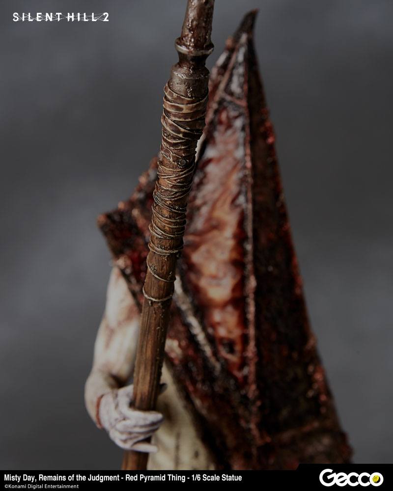 Silent Hill 2 Statue 1/6 Misty Day, Remains of Judgement - Red Pyramid Thing 34cm - Scale Statue - Gecco - Hobby Figures UK