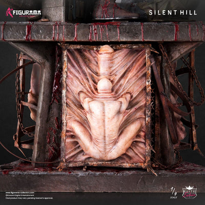 Silent Hill Elite Exclusive Statue 1/4 Red Pyramid Thing VS James Sunderland 88cm - Scale Statue - Figurama Collectors - Hobby Figures UK