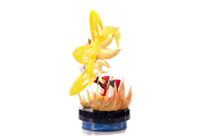 Sonic the Hedgehog Statue Super Shadow 50cm - Scale Statue - First 4 Figures - Hobby Figures UK