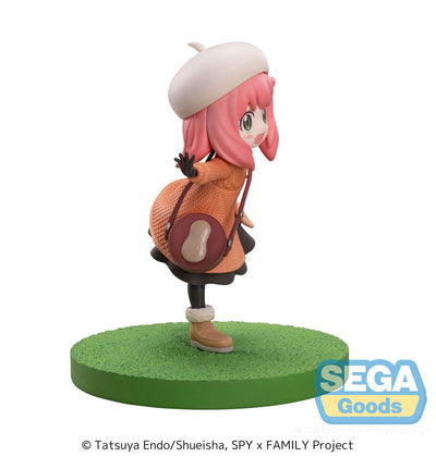 Spy x Family Luminasta PVC Statue Anya Forger Family Ooting 12cm - Scale Statue - Sega - Hobby Figures UK